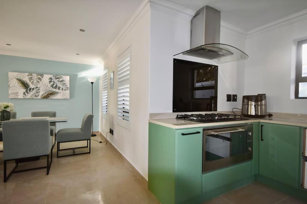 Ferienhaus 3 Bed 4 Bath Detached House, Pool, Inverter