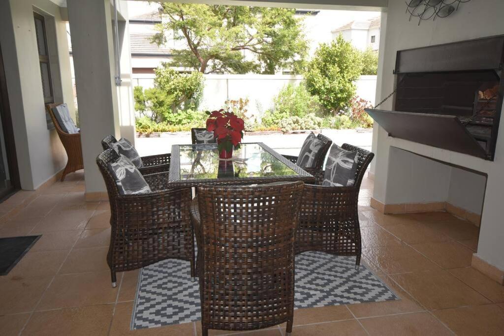 Ferienhaus 3 Bed 4 Bath Detached House, Pool, Inverter